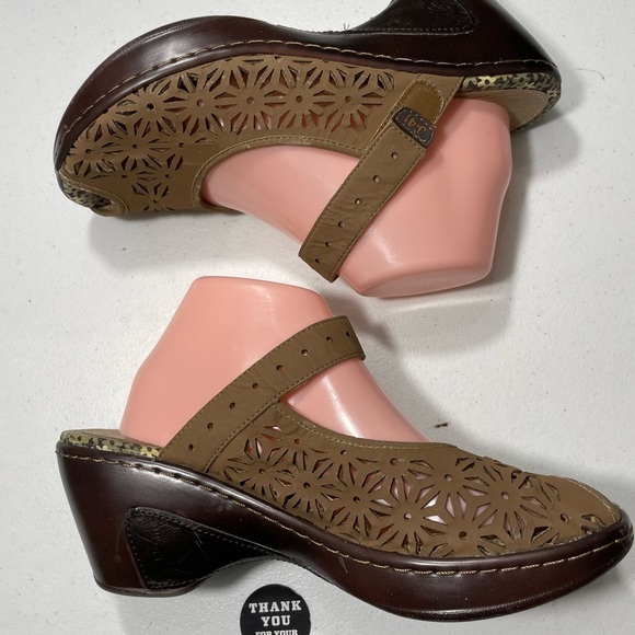 J-41  Adventure On Brown Cutout Mary Jane Shoes Size 10M SB-AG - Picture 8 of 10